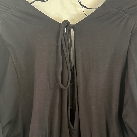 Old Navy Black Long Sleeve V-Neck Jumpsuit with Waist Smocking - Picture 7 of 8